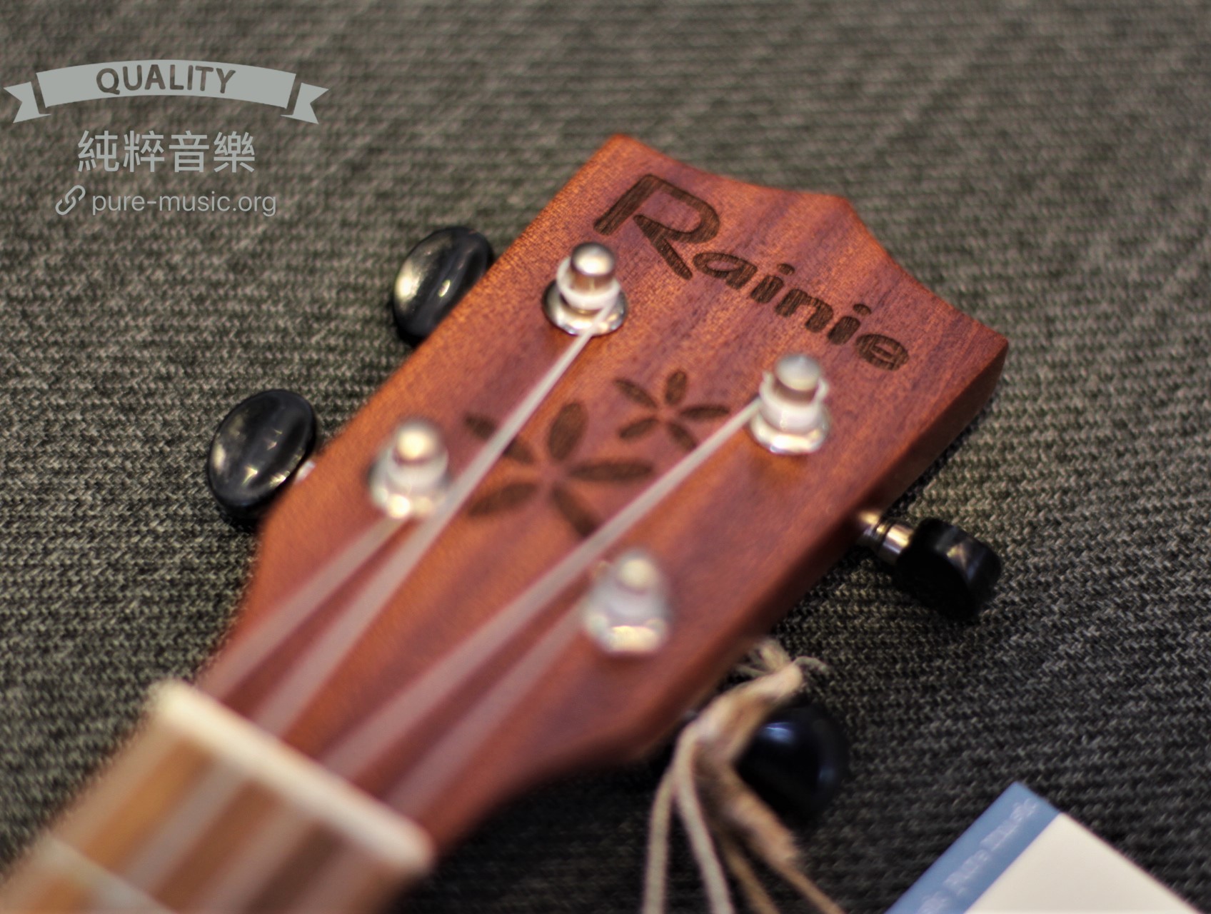 Rainie SCG-01-EQ 21吋烏克麗麗(可插電) 桃花心木 全單板 金魚雕刻:圖片 4